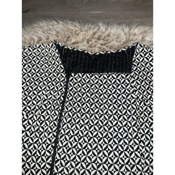 Worthington Women's Sleeveless Top - Picture 4 of 9